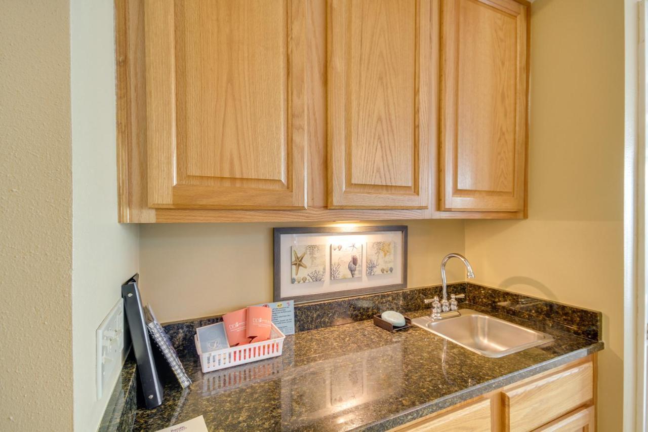 Beachfront Gulfport Vacation Rental With Balcony! Exterior foto