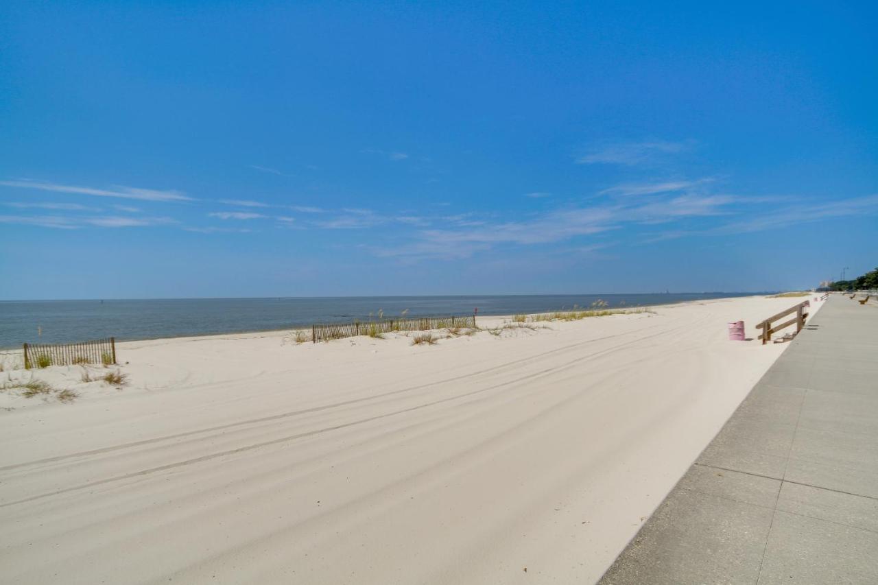 Beachfront Gulfport Vacation Rental With Balcony! Exterior foto